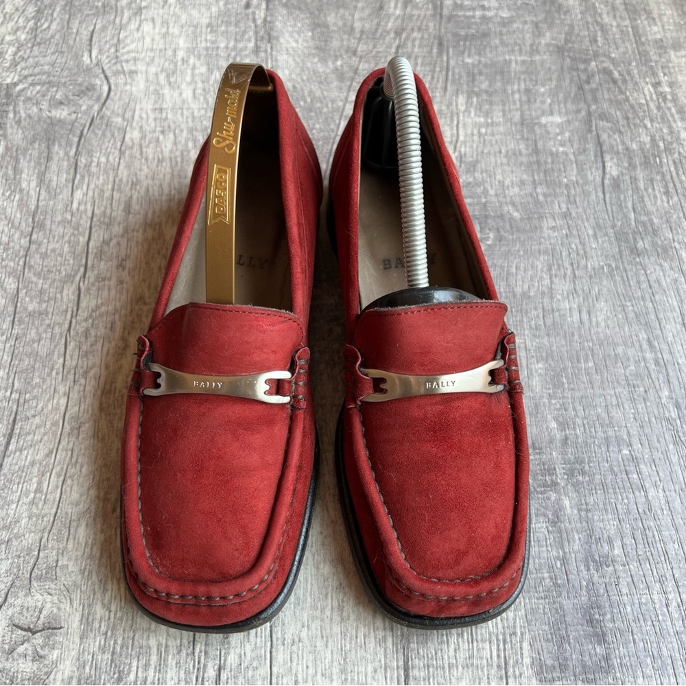 Bally Women’s Shoes Size 5 Burgundy Leather Loafers Slide On
